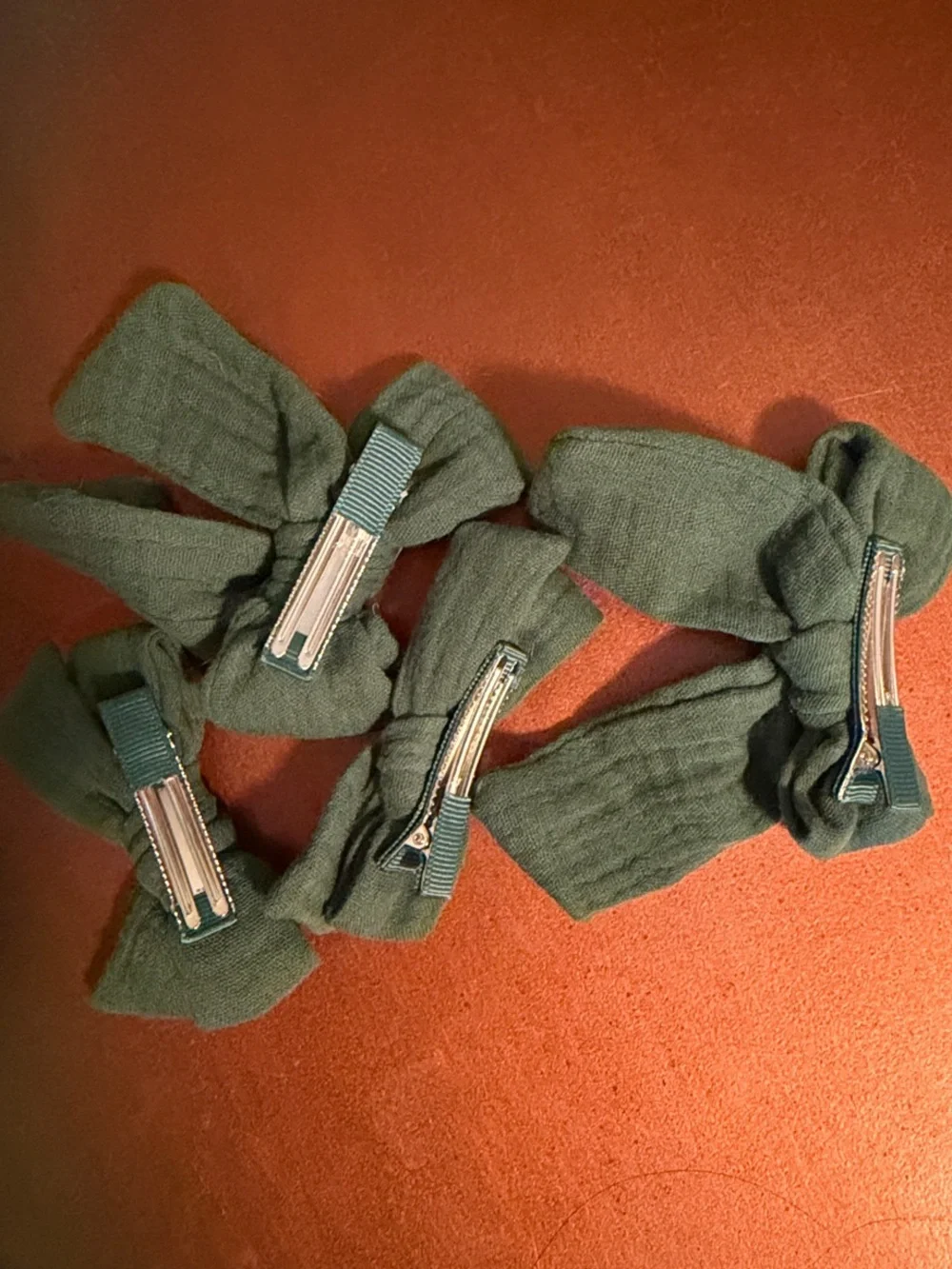 N/A soft green